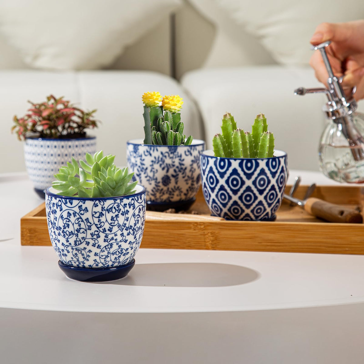 Cerkik easy clean glazed ceramic pot with smooth surface.