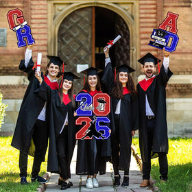 CESOF graduation decor supports photo-worthy backyard celebrations
