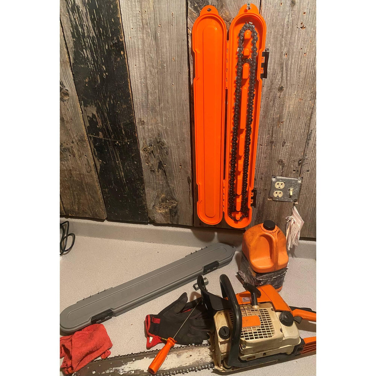 Orange Chain Locker for high visibility and fast gear location