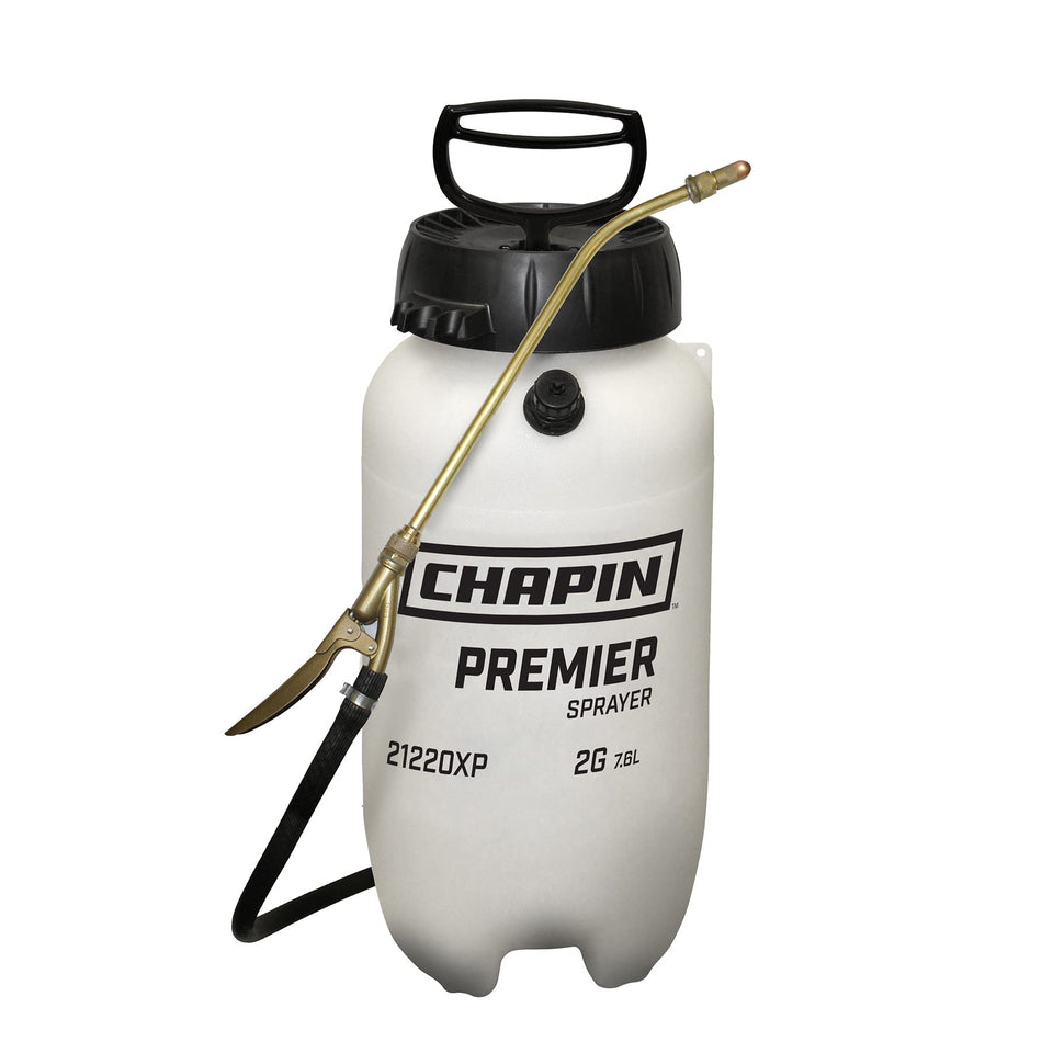 Chapin 21220XP tank with 4-inch mouth opening for easy filling and level visibility