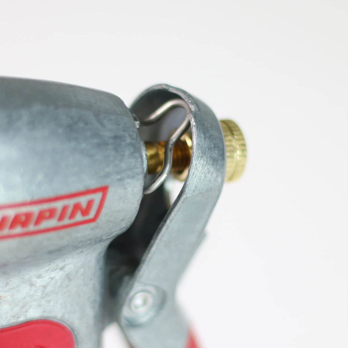 Chapin 4600 leak-proof design fits standard garden hose without adapters.