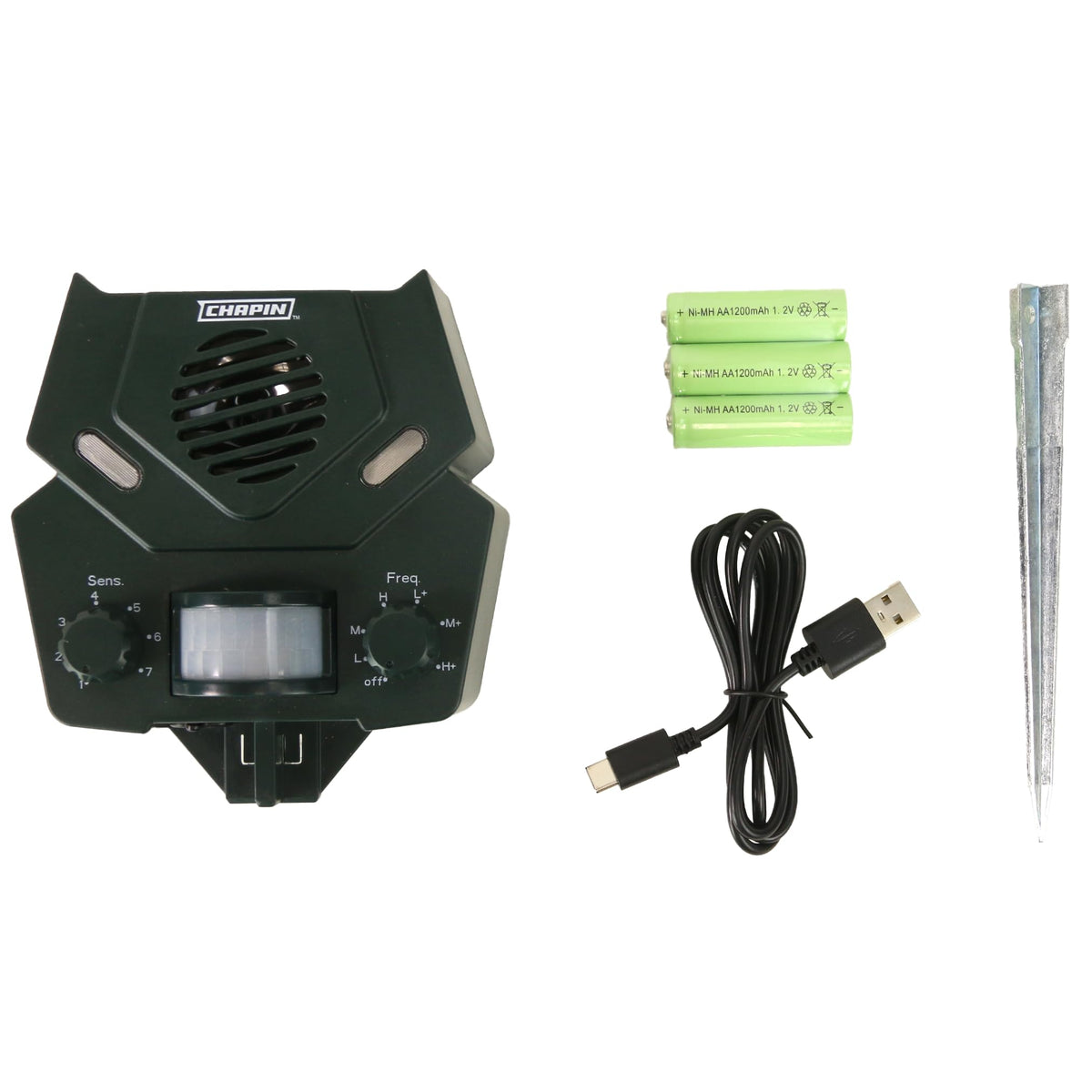 Chapin 76001 high-frequency waves deter pests without disturbing people.