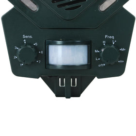 Chapin 76001 outdoor installation provides garden protection.