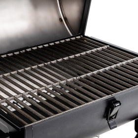 Char-Griller E1816 Gambler integrated handle simplifies lifting and rolling.