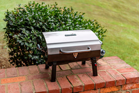 Charbroil porcelain-coated grates close-up showing rust resistance and easy cleaning.
