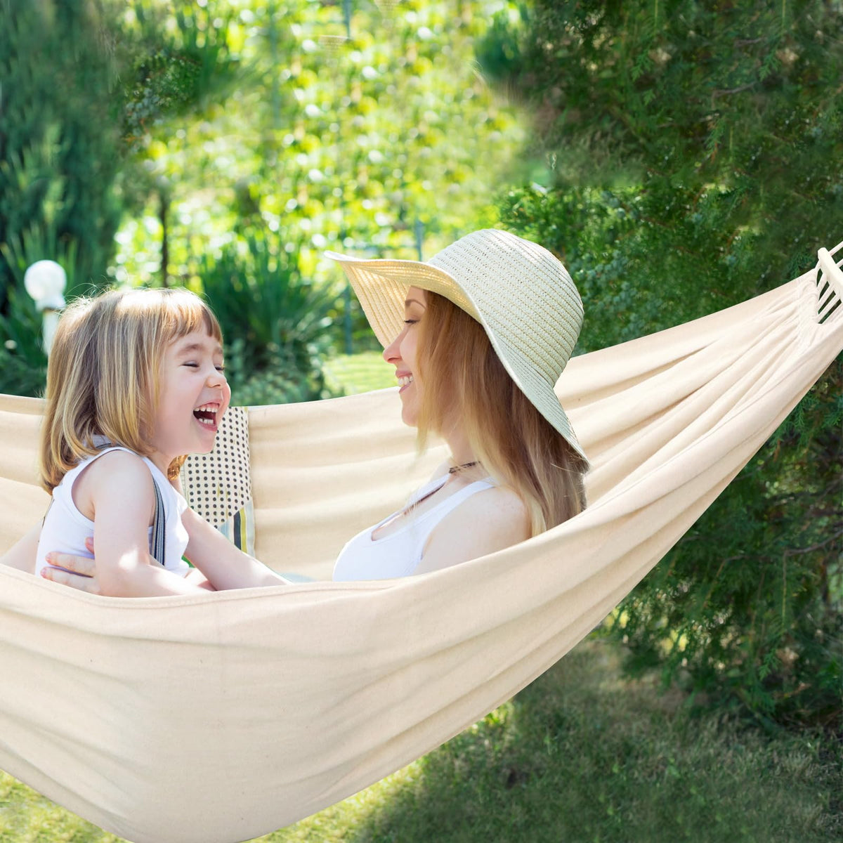 Chihee hammock with detachable pole for easy transport