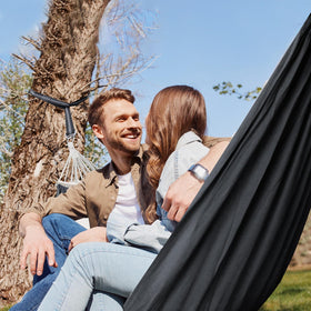 Chihee hammock pillow provides head and neck support for relaxing naps