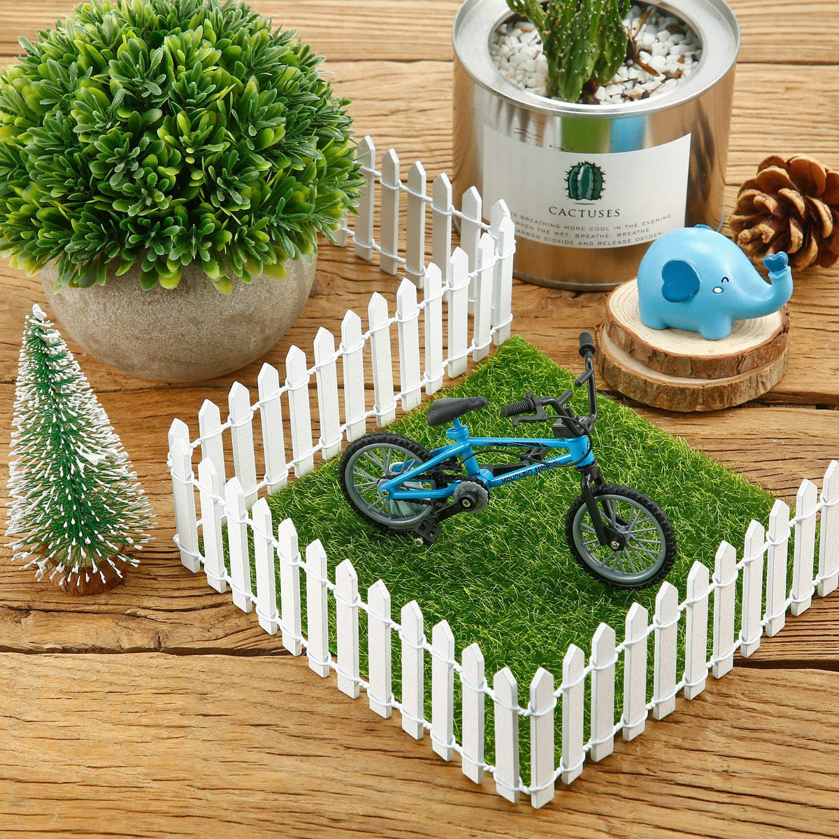 Chinco white wooden fence supports versatile mini-diorama setups in tiny scenes