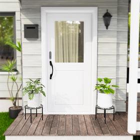 Chinpakden plant stand is suitable for both indoor and outdoor spaces.