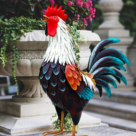 chisheen metal rooster decor for yard with weatherproof finish.