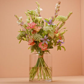 Chrysal Flower Boost easy-dose sachet for fresh bouquets