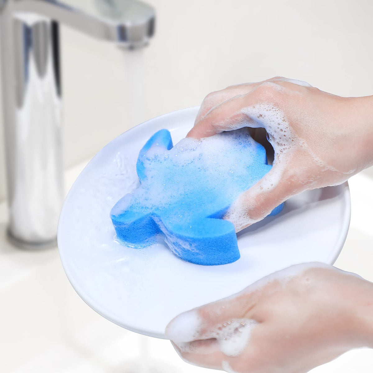 Chuangdi oil-scum absorber sponge helps prevent pool scum lines