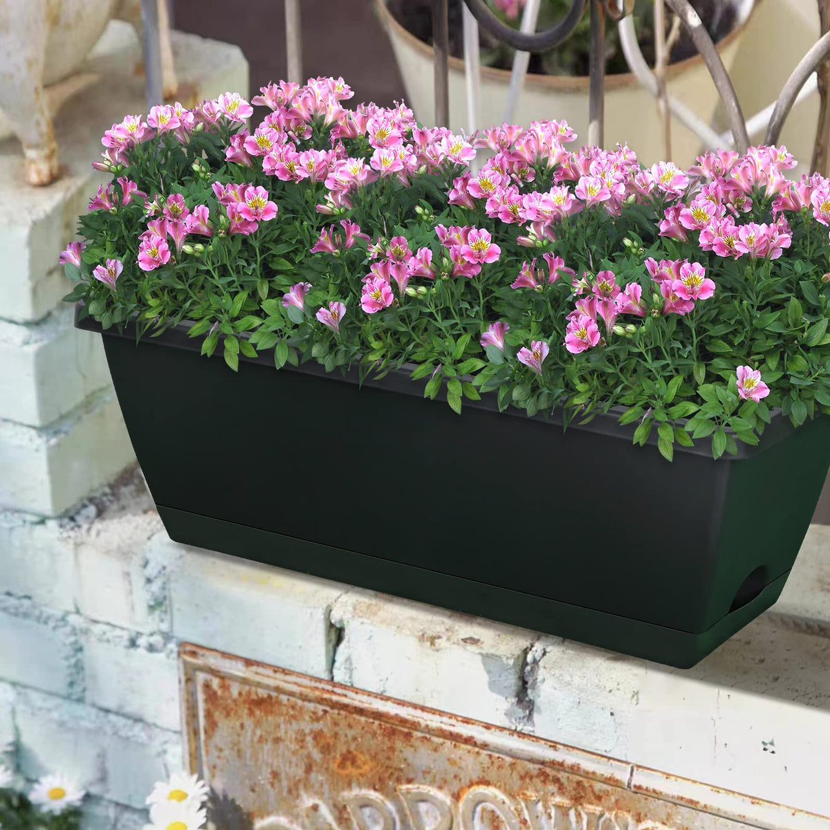CHUKEMAOYI durable plastic window box planter designed for longevity.