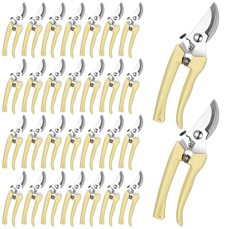 Chumia 30-garden flower shears blade closeup for precise cuts