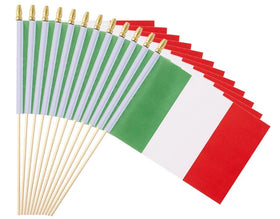 Ckexin 25-pack of small Italy flags for celebrations and décor.
