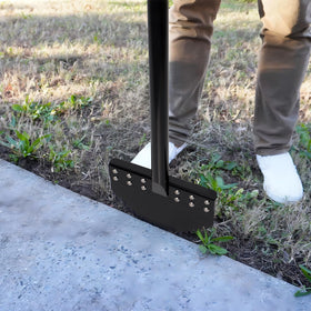 CKLT easy to clean rust resistant design supports regular garden use.