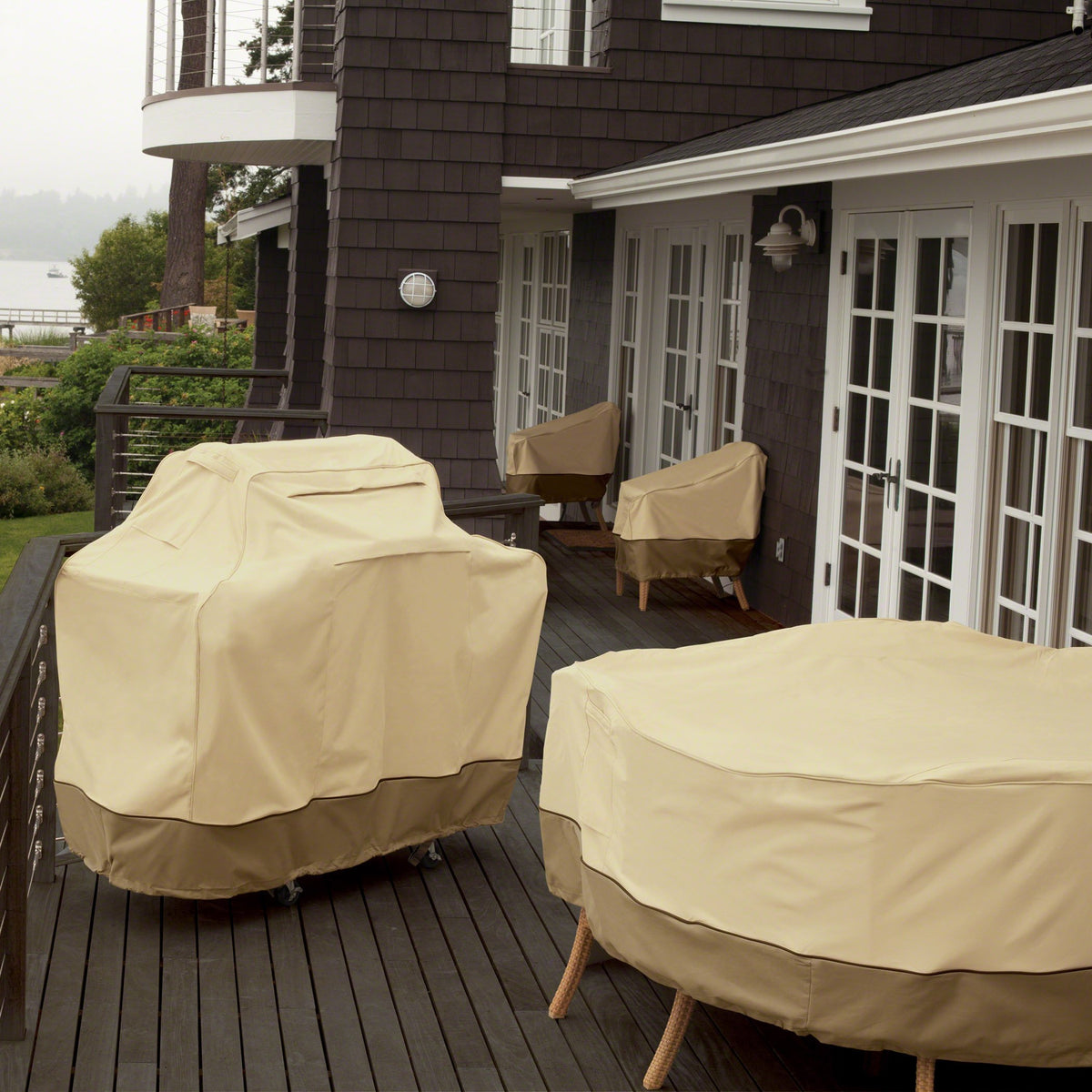 Classic Accessories Veranda UV-protected fabric resists sun damage for longer use.
