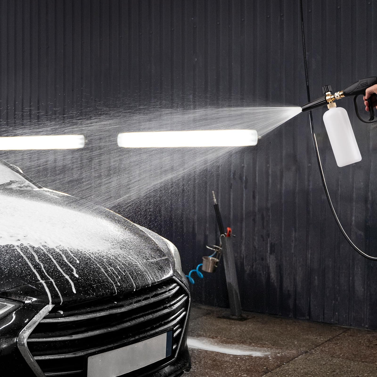 Clatoon safety lock feature prevents accidental sprays during handling