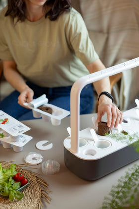 Click and Grow smart garden compatibility image shows seamless use with existing setups