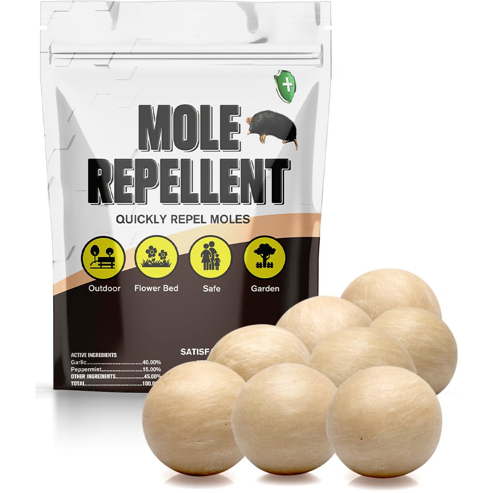CLVDOFSS Mole Repellent granules in bag protect lawns with plant-based ingredients.