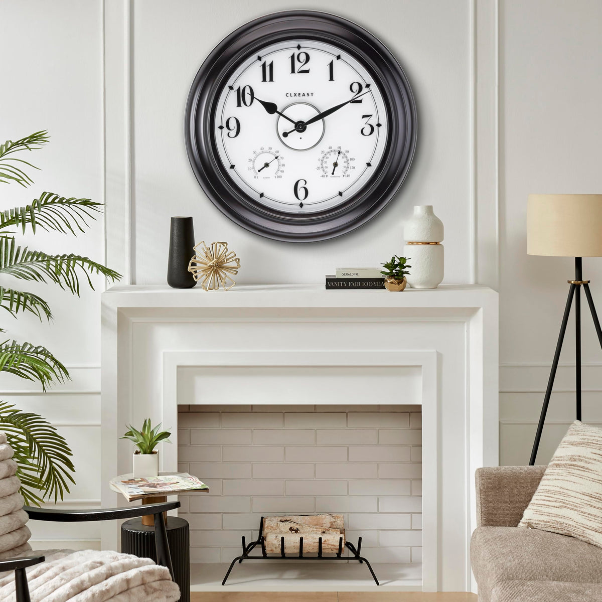 CLXEAST built-in thermometer and hygrometer provide quick readings.
