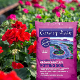 Bag label highlights organic ingredients and slow-release nitrogen for organic gardening.