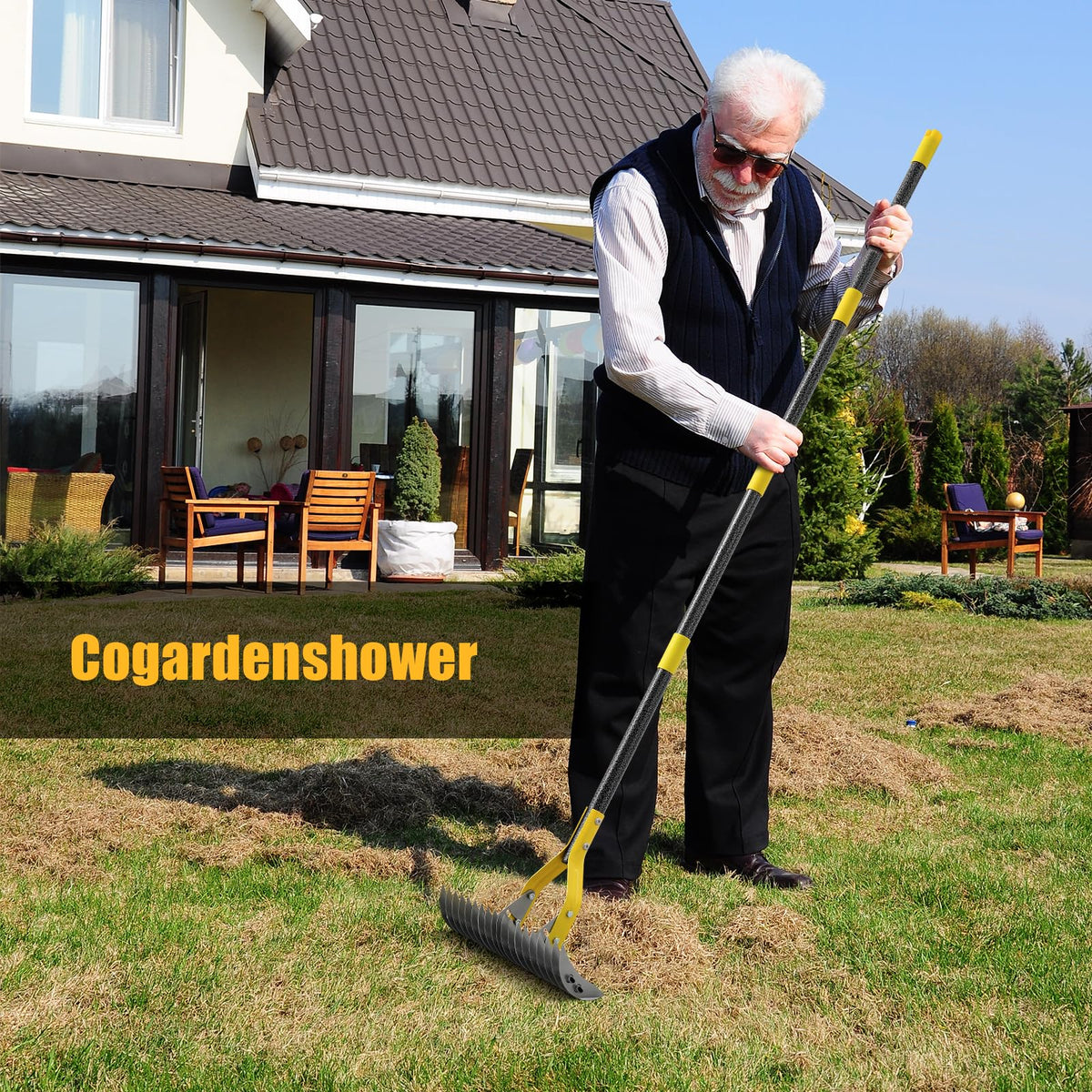Cogardenshower built-in hanging hole enables compact storage