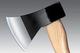 Cold Steel Trail Boss tested in the Australian outback to tackle varied chopping chores.