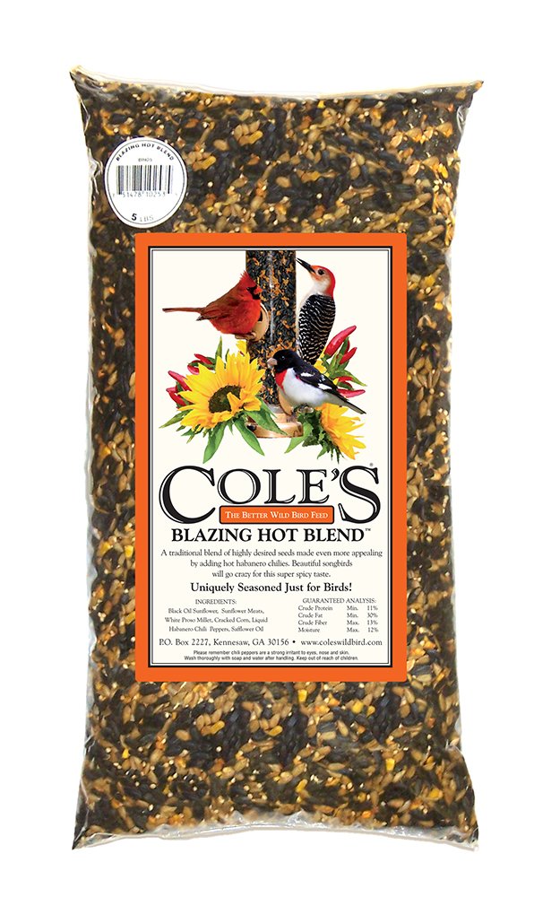 Cole's BH10 Blazing Hot Blend bird seed attracts a diverse group of birds