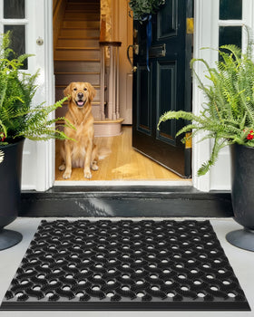 Color&Geometry easy-clean mat cleans easily with rinse or shake