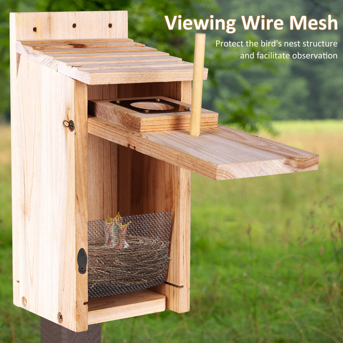 ColorfulLaVie front latch enables quick, easy cleaning after nesting.