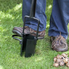Colwelt serrated-base planter penetrates rocky soil with less effort