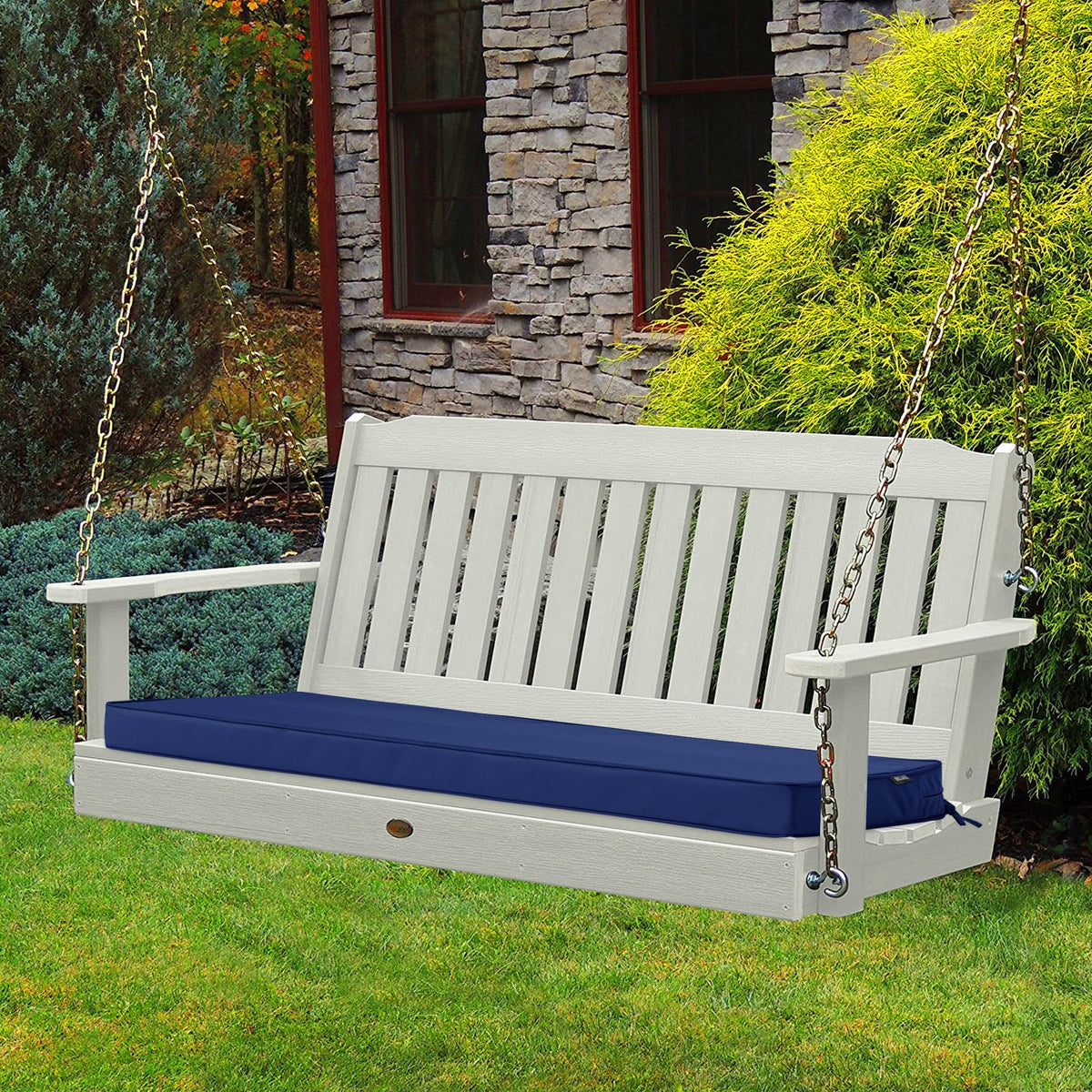 Comcaver boxed-piping-edge cushion navy 48x18-3 keeps shape.