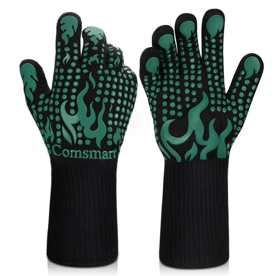 Comsmart BBQ Gloves showing 1472°F heat resistance during high-heat cooking