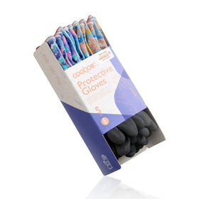 COOLJOB fingertip-protection gloves offer sturdy coverage for precise pruning and delicate planting.