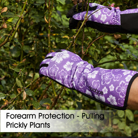 CoolJob machine-washable garden gloves designed for heavy-duty pruning and easier cleanup