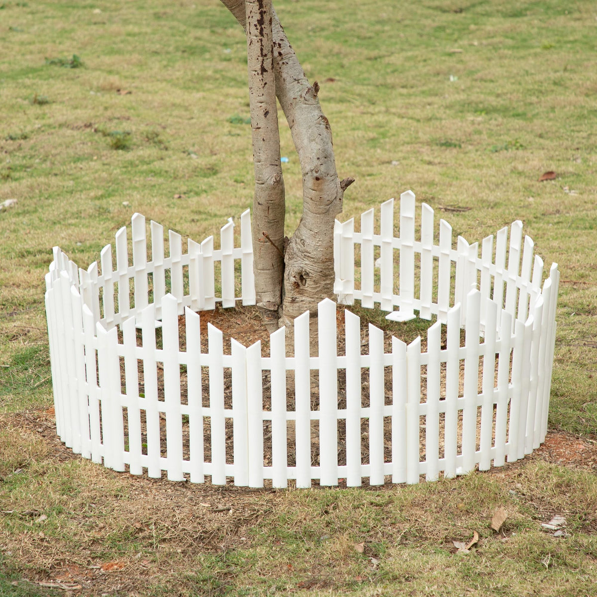 CooTentler versatile border complements any garden theme or style