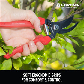Corona BP 3214D ComfortGEL pruner balanced design aids precise pruning.