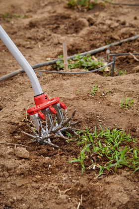 Corona DiscCULTIVATOR ComfortGEL grip reduces hand strain during long gardening sessions.