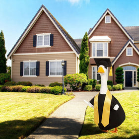 Cosblank yard art decoration goose elevates garden visuals.