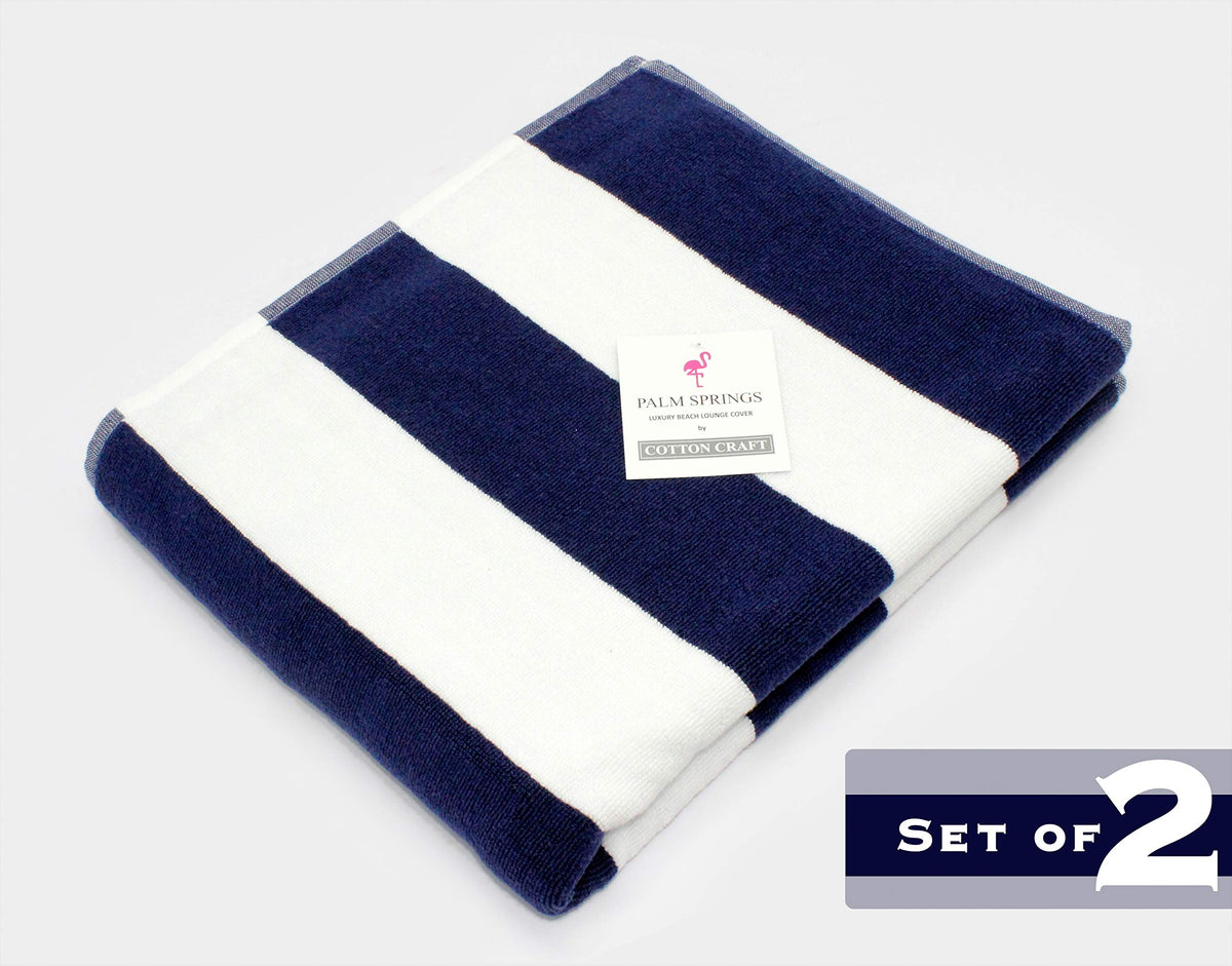 Cotton Craft seven-inch pocket detail on the cover keeps it securely in place.