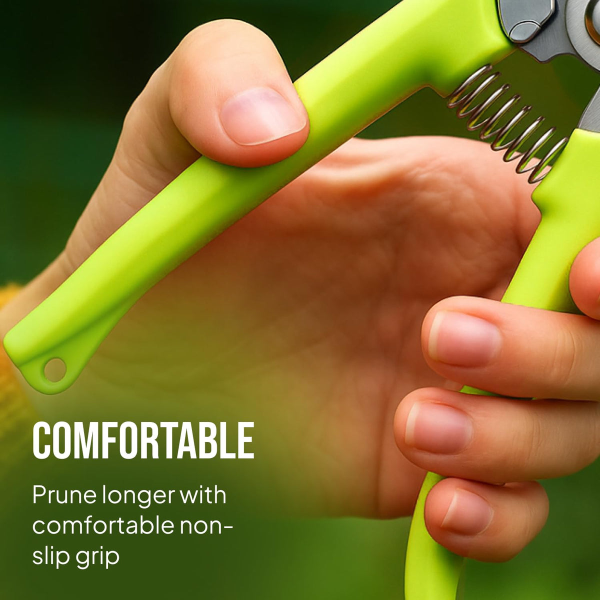 Craft911 safety lock keeps blades closed when not in use