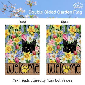 CROWNED BEAUTY UV-resistant colorfast flag stays vibrant in outdoor conditions.