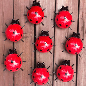 Cruis Cuka ladybugs yard art set 8 adds vibrant color to your garden
