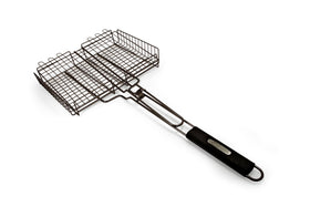 Cuisinart CNTB-422 Simply Grilling Basket top view highlights a large nonstick surface for delicate foods