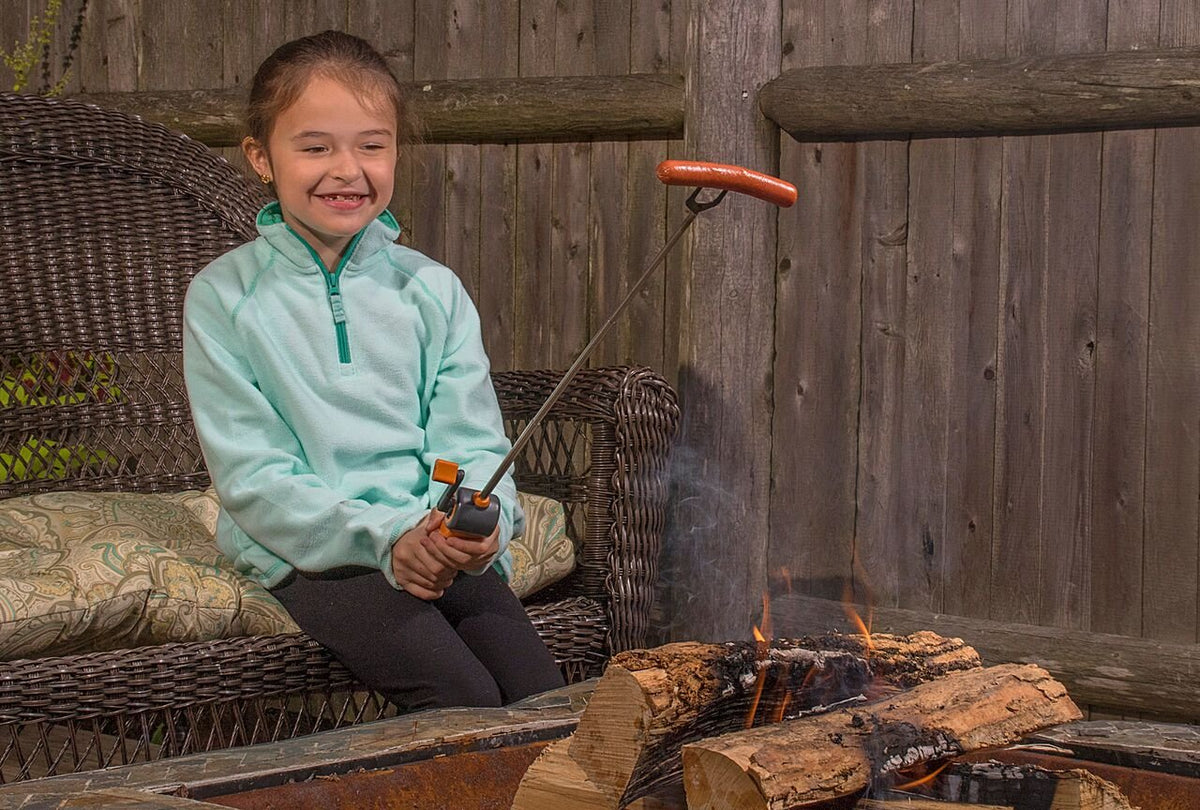 Removable dishwasher‑safe fork on S'More To Love Roasting Reel for quick cleanup