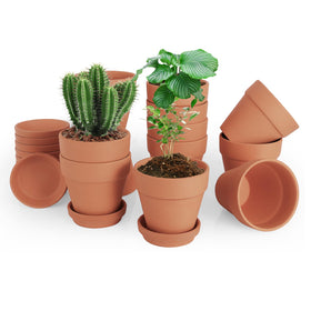 CUZZME saucer tray set protects surfaces during watering and spills.