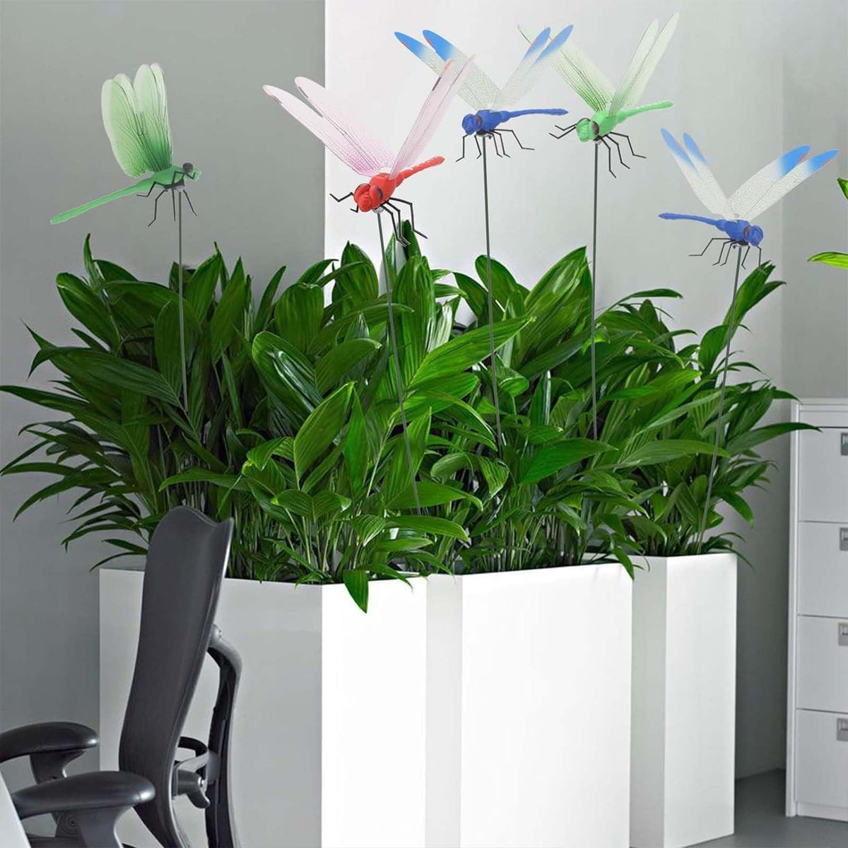 DACHOI durable outdoor dragonfly clip offers year‑round decoration.