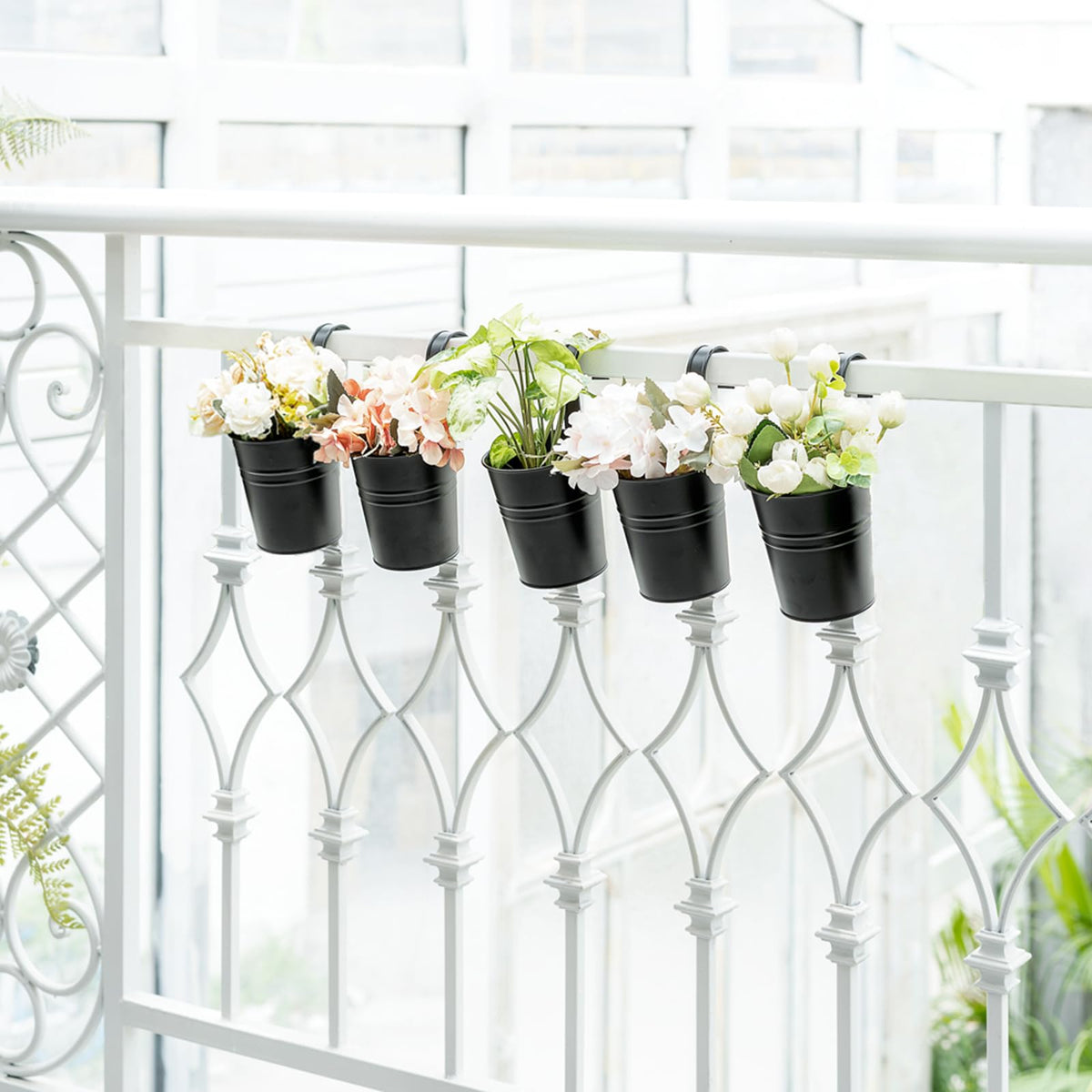 Dahey compact 4-inch hanging pots fit small spaces.