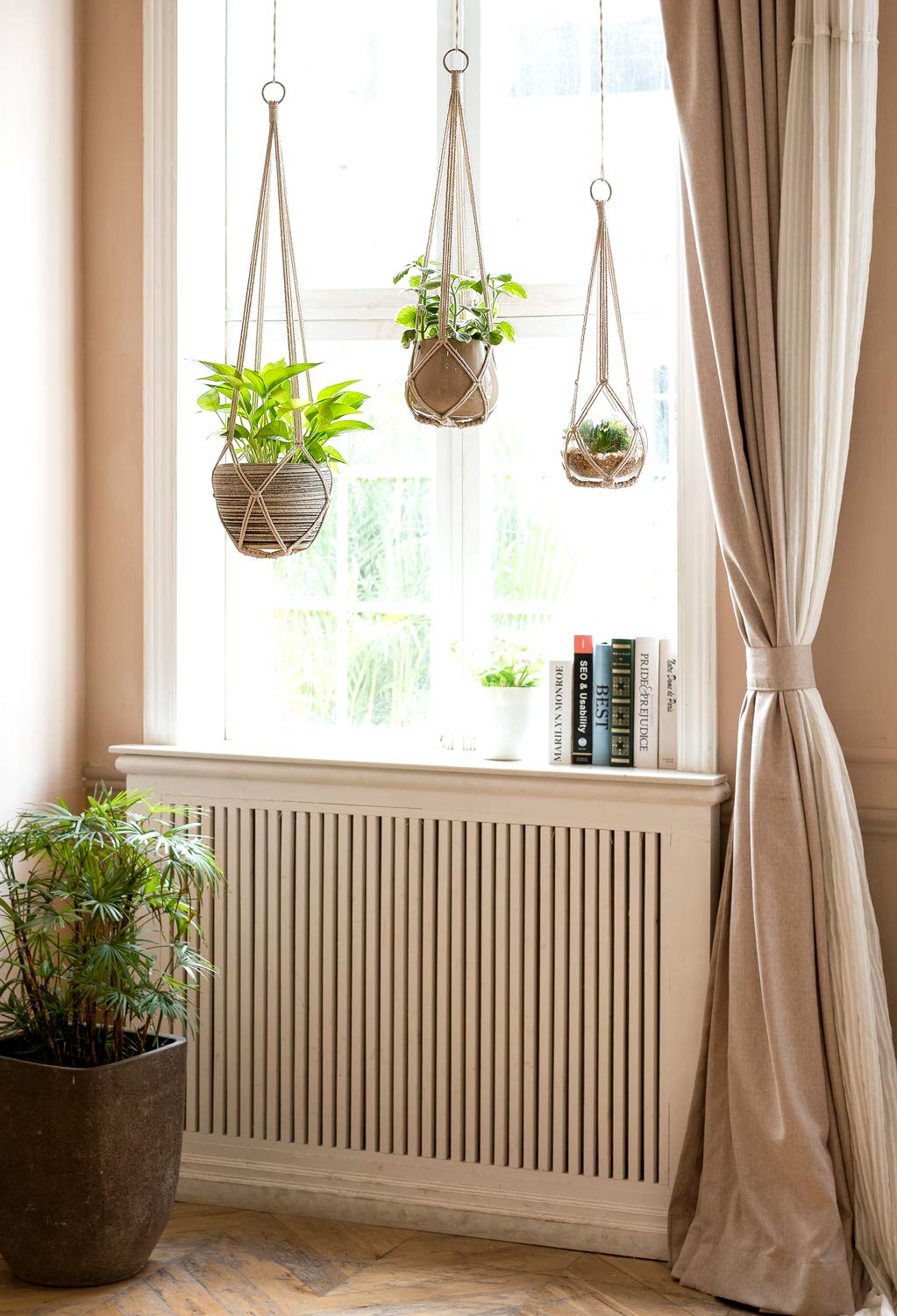 Dahey macrame 29-inch cream hanger ideal for medium pots